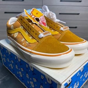 Vans undefeated OG old school L brown white yellow sz mens 6.5 womens 8